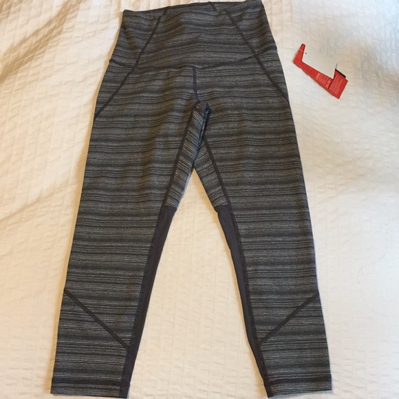 NWT Zella high waist mesh crop leggings - Picture 2 of 4